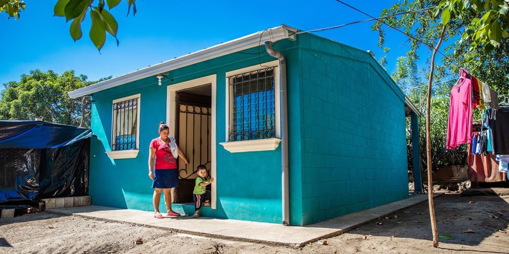 Housing poverty el salvador