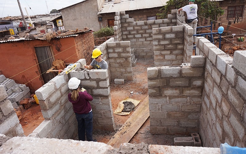 zambia-brick-build