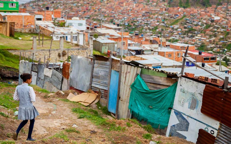 slums in colombia made worse by urbanisation