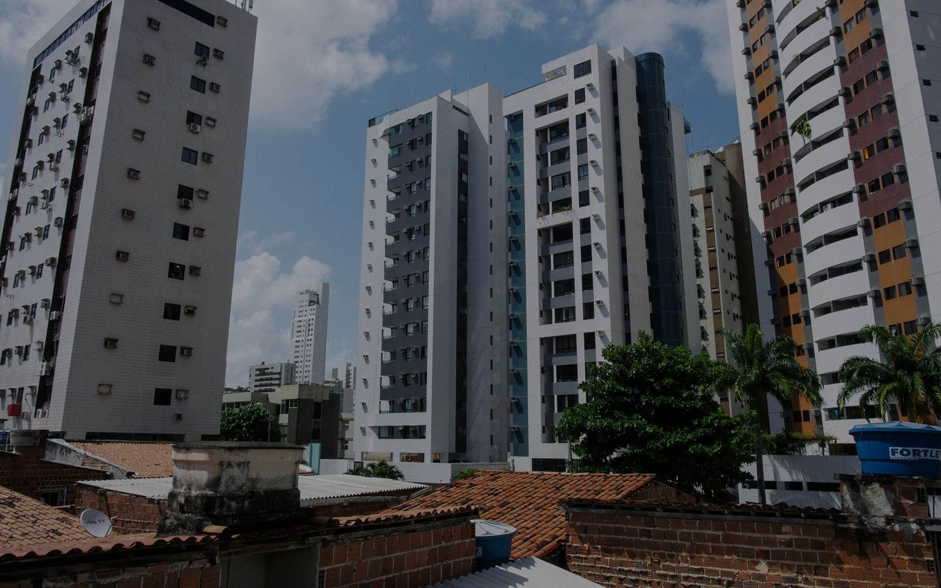 The future of housing poverty in Brazil 