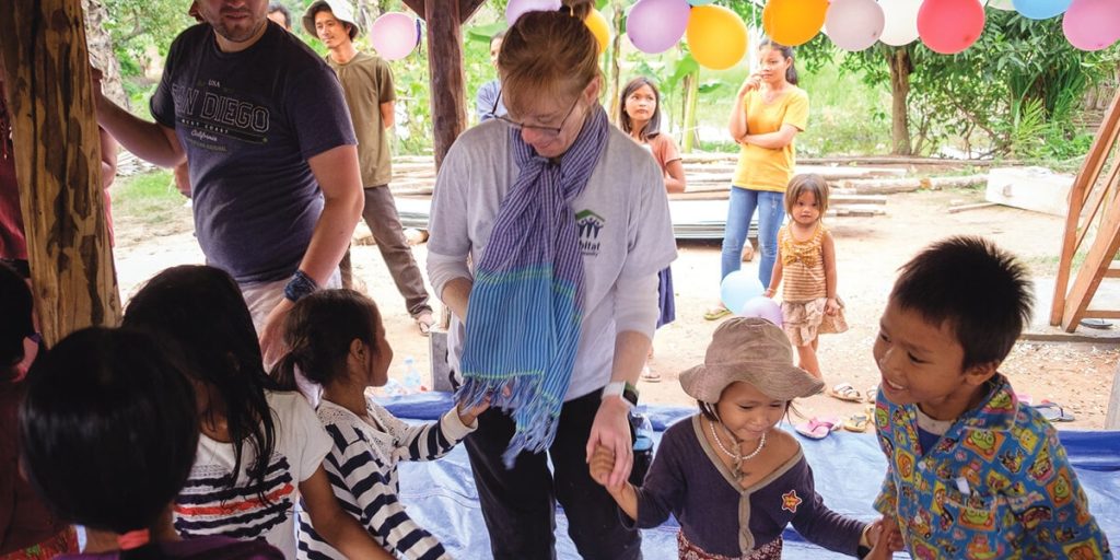 volunteer in cambodia