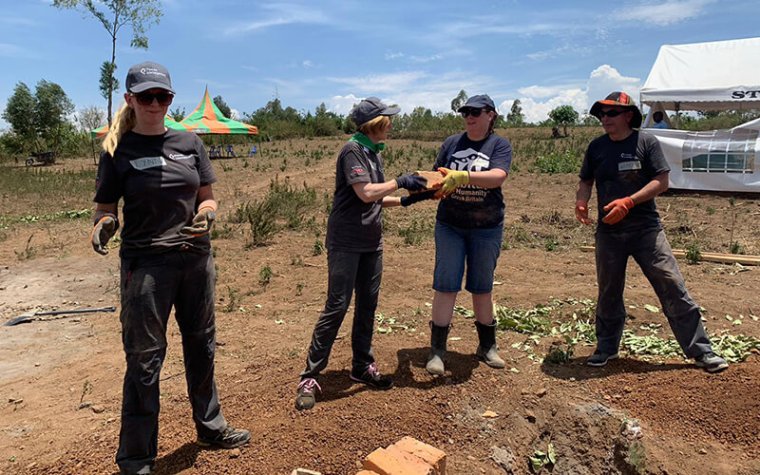 Homes for Scotland volunteers in Kenya