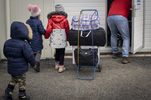 Romania refugee children from Ukraine