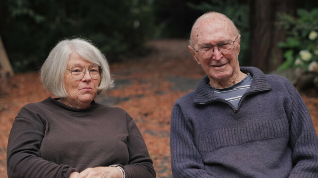 Barb (left) and Les (right) talk about the bushfires. - Australia