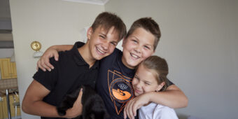 siblings in Poland from Ukraine - refugees