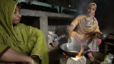 home equals women in Dhaka