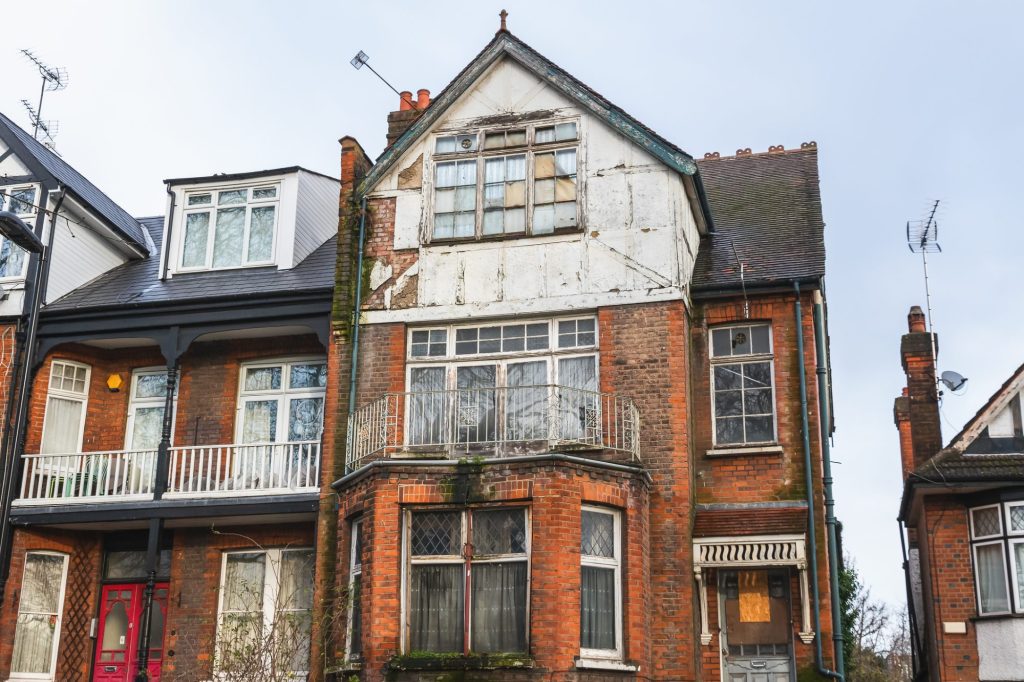 Council Buildings Hold Potential for 25,000 Homes, Says Housing Report